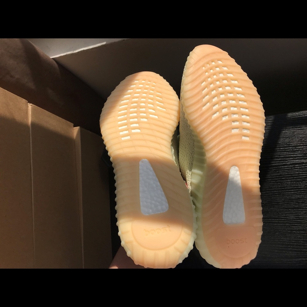 Yeezy 350 Butter - Picture 3 of 5